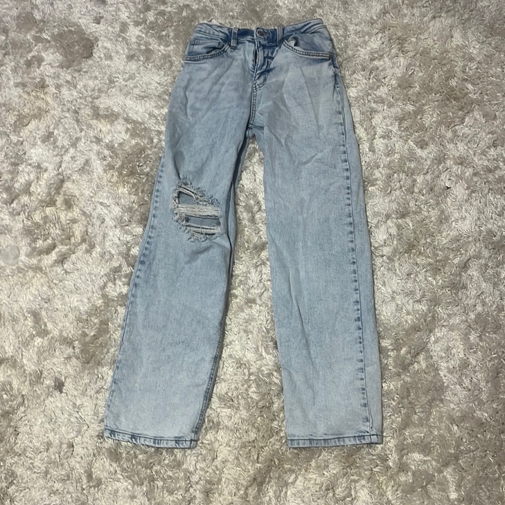 never wore, wild fable